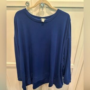 4X Ava & Viv Blue Oversized Long Sleeve Sweatshirt